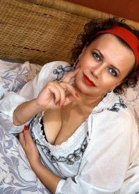 Проститутка Лариса +7(981)110-67-81 с 3 размером груди предлагает профессиональные секс и интим услуги возле метро Площадь Ленина в городе Санкте-Петербург - фото 2